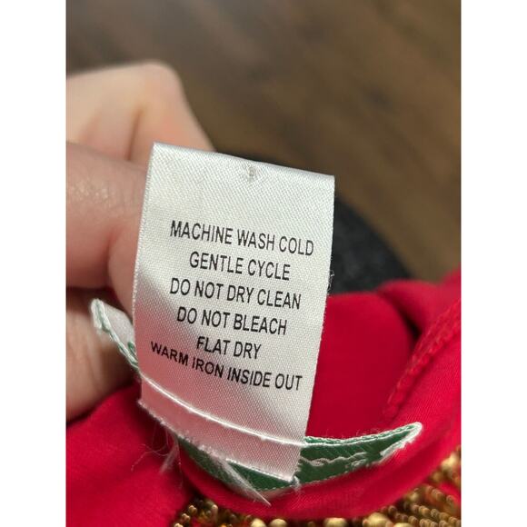 Ulla Popken Women's Red Stretch Split V-Neck Embroidered Blouse Top Size 24/26 - Picture 5 of 8